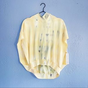 YFB
TIE DYE HOODIE AND SKIRT SWEAT SUIT M